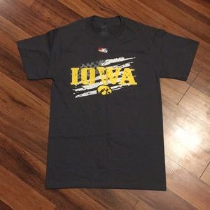 Fruit of the Loom Iowa Hawkeyes Tshirt